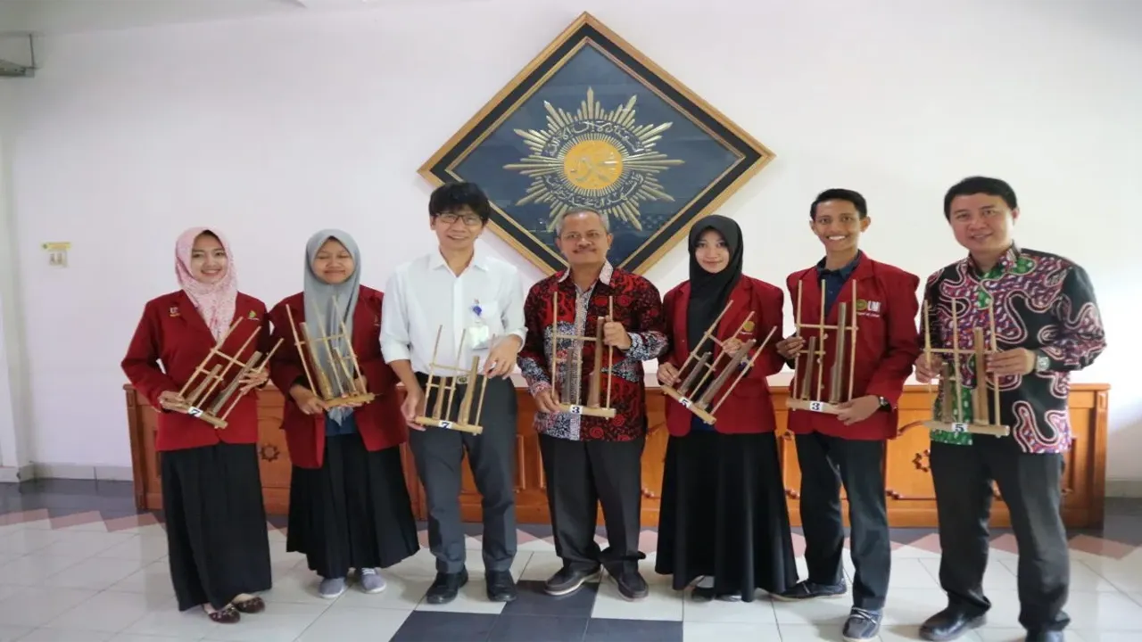 Spektakulernya Seni Tradisional Indonesia Di Universitas Muhammadiyah Yogyakarta