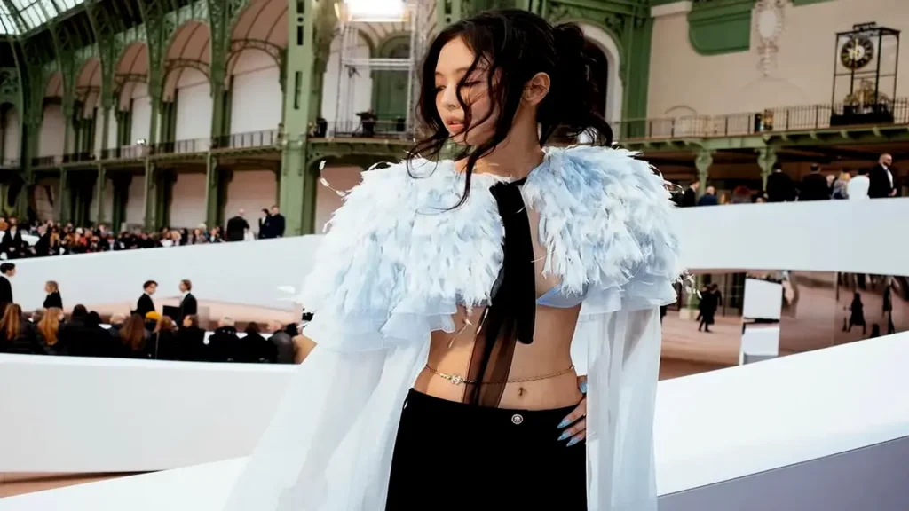Jennie Blackpink Tampil Elegan di Paris Haute Couture 2025